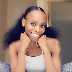 Meet your Posher, Jasmine